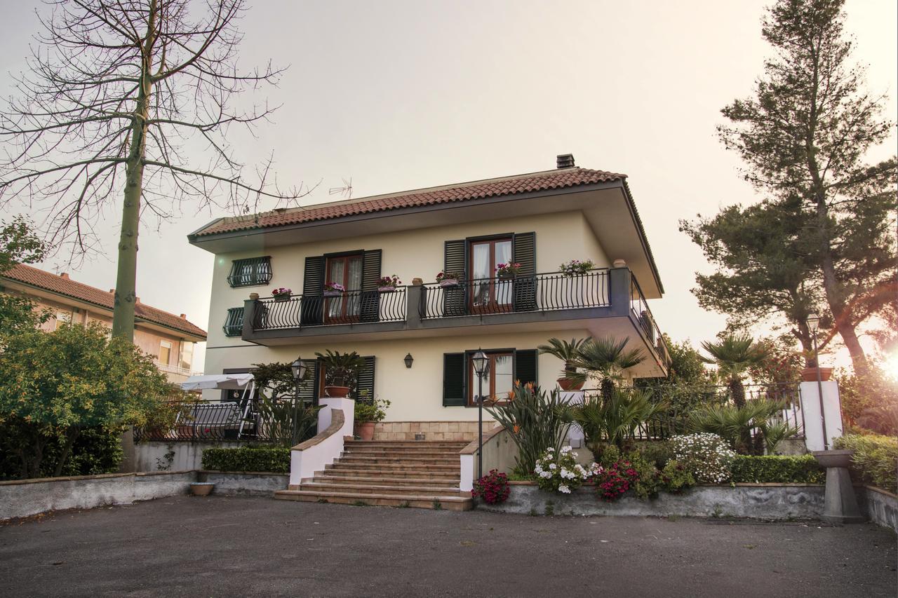 Villa Fraele 아치레알레 외부 사진